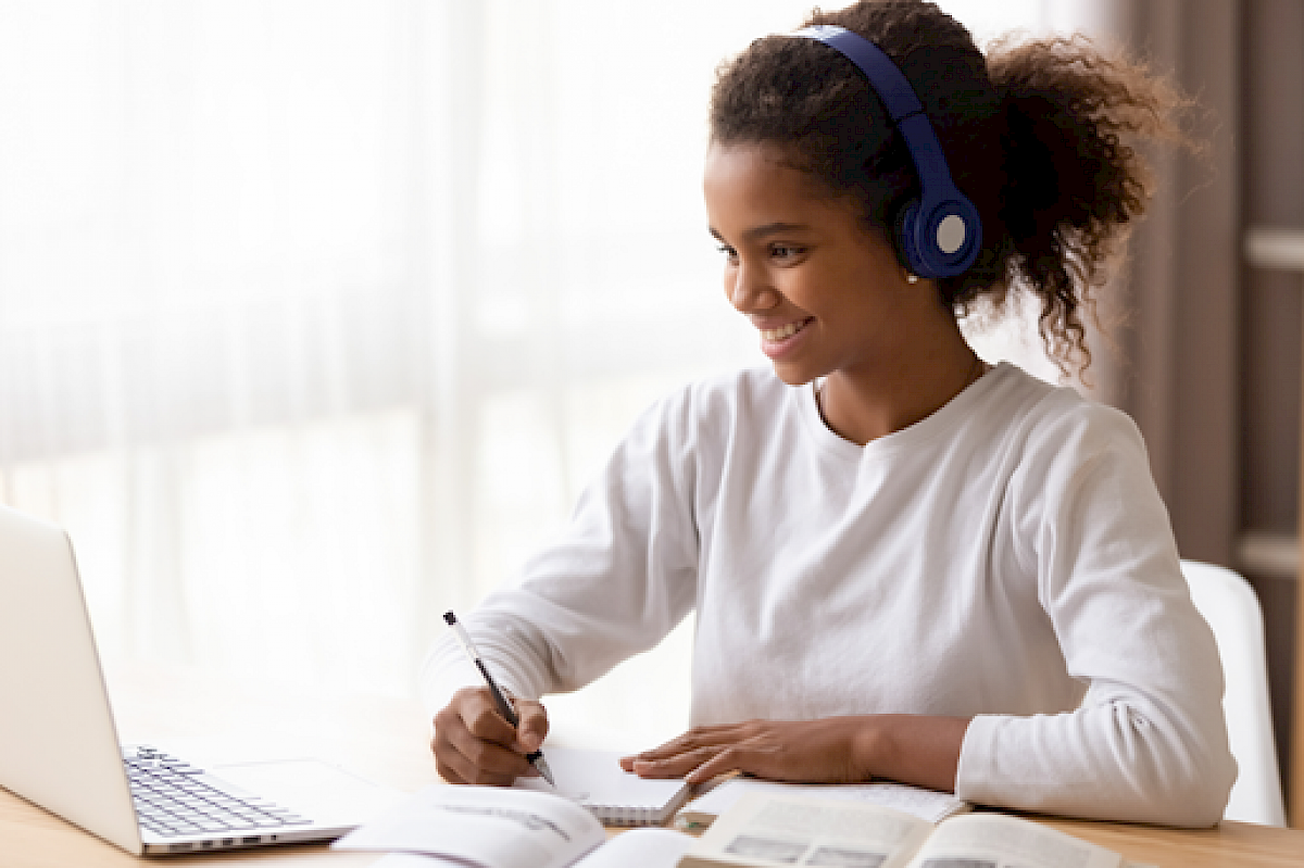 Ninguém fica para trás - apoio escolar on line