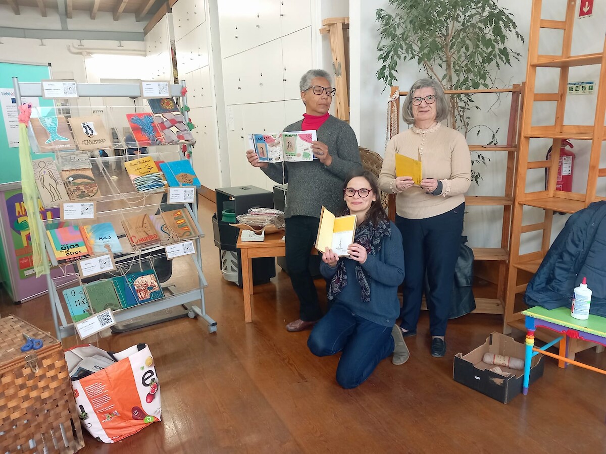 Apresentação e visita guiada à exposição “O Universo dos Livros Cartoneros” | 10 de Março de 2023 | Cooperativa SEIES